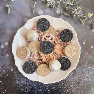 Oreo kekszek - kellékek & szerszámok - díszíthető tárgyak - kerámia - Meska.hu
