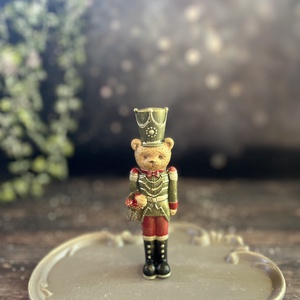 Katona maci-cica-szarvas - kellékek & szerszámok - díszíthető tárgyak - kerámia - Meska.hu