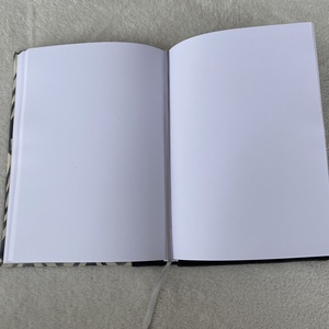 Sötétszürke mintás varrott, A6-os notesz - otthon & életmód - papír, írószer - jegyzetfüzet & napló - Meska.hu