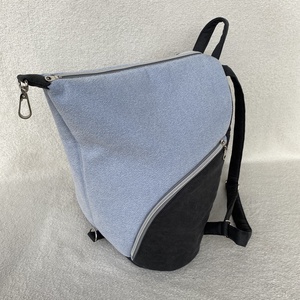 Egyedi megjelenésű hamvaskék és sötétszürke hátitáska - táska & tok - hátizsák - hátizsák - Meska.hu