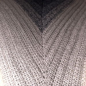 Horgolt poncsó - ruha & divat - női ruha - poncsó - Meska.hu