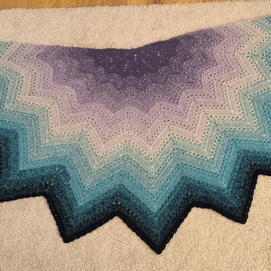 Horgolt vállkendő - ruha & divat - sál, sapka, kendő - vállkendő - Meska.hu