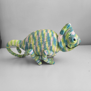 Kaméleon horgolt - Meska.hu