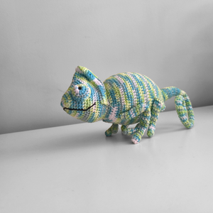 Kaméleon horgolt - játék & sport - plüssállat & játékfigura - más figura - Meska.hu