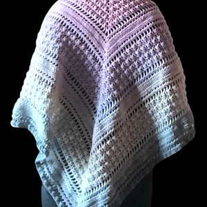 Horgolt vállkendő, Ruha & Divat, Sál, Sapka, Kendő, Vállkendő, Horgolás, MESKA