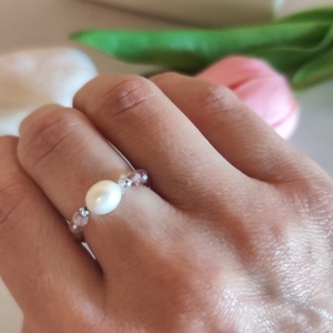 Tenyésztett gyöngy-eperkvarc-ametiszt gyűrű! - ékszer - gyűrű - gyöngyös gyűrű - Meska.hu