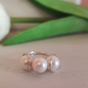 Egyedi shell pearl gyöngyös gyűrű - ékszer - gyűrű - gyöngyös gyűrű - Meska.hu