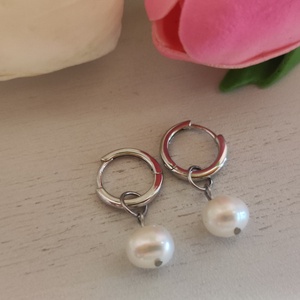 Elegáns S925 ezüst fülbevaló, tenyésztett gyönggyel! - ékszer - fülbevaló - lógós kerek fülbevaló - Meska.hu