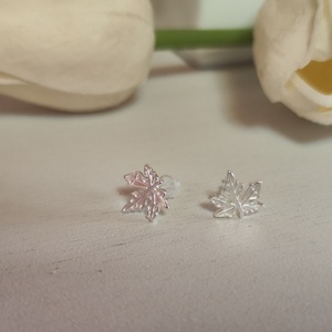 S925 ezüst leveles fülbevaló tenyésztett gyönggyel! - ékszer - fülbevaló - lógós kerek fülbevaló - Meska.hu S925 ezüst leveles fülbevaló tenyésztett gyönggyel! - ékszer - fülbevaló - lógós kerek fülbevaló - Meska.hu