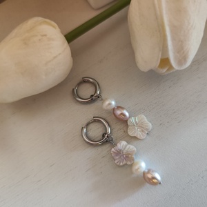 Egyedi, aszimmetrikus nemesacél, tenyésztett gyöngy fülbevaló!, Ékszer, Fülbevaló, Lógó fülbevaló, Ékszerkészítés, Gyöngyfűzés, gyöngyhímzés, MESKA