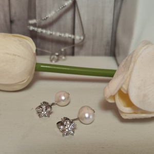 Egyedi S925 ezüst virágos fülbevaló tenyésztett gyönggyel!, Ékszer, Fülbevaló, Lógós kerek fülbevaló, Ékszerkészítés, Gyöngyfűzés, gyöngyhímzés, MESKA