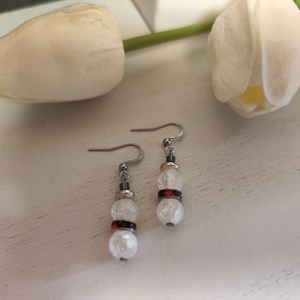 Egyedi hóember fülbevaló!, Ékszer, Fülbevaló, Lógó fülbevaló, Ékszerkészítés, Gyöngyfűzés, gyöngyhímzés, MESKA