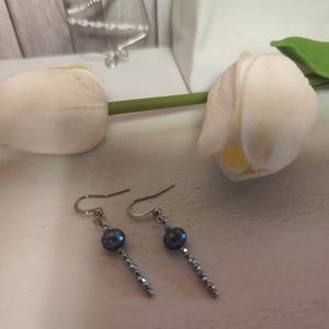 Tenyésztett gyöngy- hematit fülbevaló!, Ékszer, Fülbevaló, Lógó fülbevaló, Ékszerkészítés, Gyöngyfűzés, gyöngyhímzés, MESKA