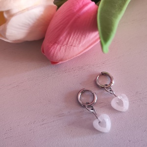 Nemesacél fülbevaló, hegyikristály szív medállal! - ékszer - fülbevaló - lógó fülbevaló - Meska.hu