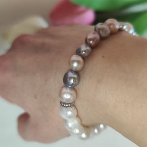 Édesvízi tenyésztett gyöngy, elegáns karkötő! - ékszer - karkötő - ásványkarkötő - Meska.hu