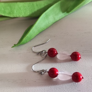 Nemesacél fülbevaló rózsakvarc szívvel és meggypiros gyönggyel! - ékszer - fülbevaló - lógó fülbevaló - Meska.hu