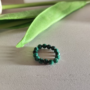 Malachit ék alakú fazettált gyöngy gyűrű 4mm - zöld energia! - Meska.hu