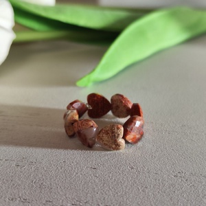 Természetes AAA vörös jáspis szív gyöngyös gyűrű � kényelmes viselet! � - ékszer - gyűrű - gyöngyös gyűrű - Meska.hu