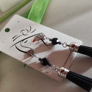 Nemesacél bojtos bedugós fülbevaló fekete ónix -hematit gyöngyökkel � 2026 legforróbb rojtos trendje! - ékszer - fülbevaló - rojtos fülbevaló - Meska.hu