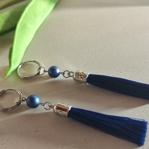 Nemesacél klasszikus karika fülbevaló levehető bojtos kagylógyönggyel!, Ékszer, Fülbevaló, Rojtos fülbevaló, Ékszerkészítés, Gyöngyfűzés, gyöngyhímzés, MESKA