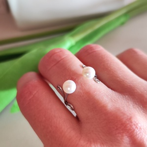 Egyedi kézzel készült édesvízi tenyésztett gyöngy gyűrű! - ékszer - gyűrű - gyöngyös gyűrű - Meska.hu