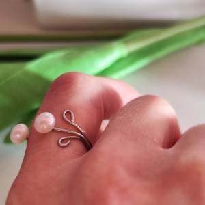 Egyedi kézzel készült édesvízi tenyésztett gyöngy gyűrű! - Meska.hu