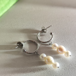 Nemesacél lelógó fülbevaló AAA édesvízi gyöngyökkel! - Meska.hu