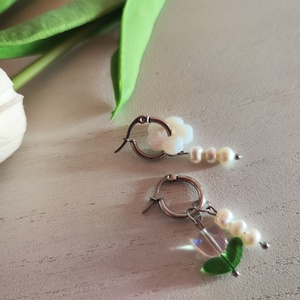 Tavaszi elegancia- Kézzel készítve! - ékszer - fülbevaló - lógó fülbevaló - Meska.hu