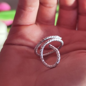 Kézműves texturált ezüstgyűrű � Egyedi, gyémántcsiszolással!  - ékszer - gyűrű - kerek gyűrű - Meska.hu