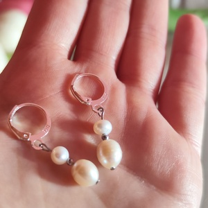 Hófehér Elegancia � Édesvízi tenyésztett gyöngy és hematit ezüst fülbevaló (S925) - Meska.hu