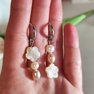 Tavaszi Zsongás � 2 az 1-ben Nemesacél Fülbevaló Valódi Édesvízi Gyöngyökkel - ékszer - fülbevaló - lógó fülbevaló - Meska.hu