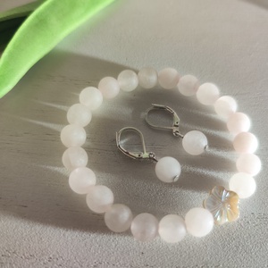 Rózsakvarc Álom Szett � Matt ásvány karkötő gyöngyház virággal és kísérő fülbevalóval - Meska.hu