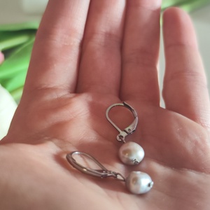 Elegáns Nemesacél Fülbevaló Valódi Barokk Gyöngyökkel  - ékszer - fülbevaló - lógó fülbevaló - Meska.hu