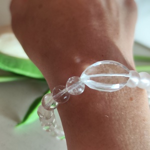 Hegyikristály Harmónia � Elegáns Matt és Fényes Ásványkarkötő  - ékszer - karkötő - ásványkarkötő - Meska.hu