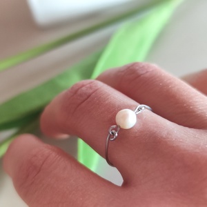 Egyedi Kézműves Nemesacél Gyűrű Édesvízi Tenyésztett Gyönggyel � 58-as méret - ékszer - gyűrű - gyöngyös gyűrű - Meska.hu