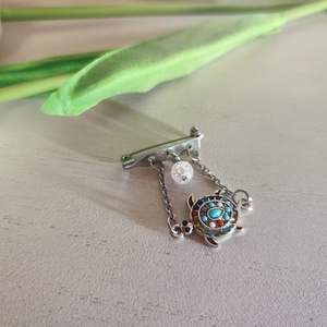 Csillogó Teknős � Egyedi Nemesacél Kitűző Roppantott Hegyikristállyal - ékszer - kitűző és bross - Meska.hu