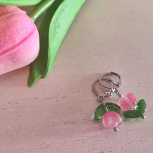 Nemesacél, aszimmetrikus tulipános fülbevaló � finom, tavaszi hangulatban  - ékszer - fülbevaló - lógó fülbevaló - Meska.hu