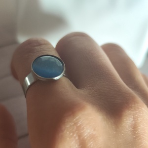 Misztikus kék macskaszem nemesacél állítható gyűrű (12 mm) - ékszer - gyűrű - üveglencsés gyűrű - Meska.hu