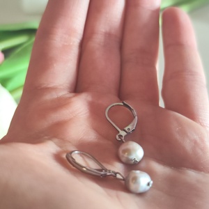 Elegáns Nemesacél Fülbevaló Valódi Barokk Gyöngyökkel  - ékszer - fülbevaló - lógó fülbevaló - Meska.hu
