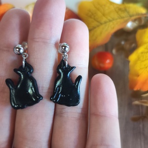 Cuki fekete cica nemesacél fülbevaló � Kézműves őszi, halloweeni ékszer- Egyetlen darab!, Ékszer, Fülbevaló, Lógó fülbevaló, Ékszerkészítés, Gyurma, MESKA