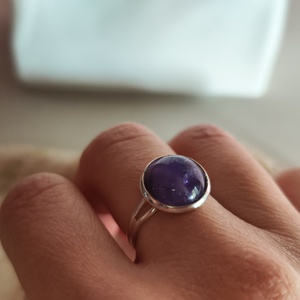 Állítható gyűrű valódi ametiszt cabochon (12 mm) - ékszer - gyűrű - gyöngyös gyűrű - Meska.hu