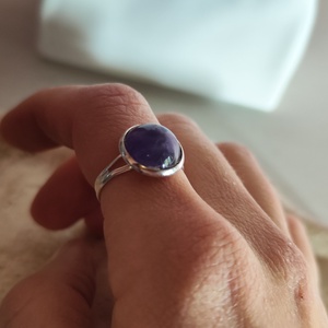 Állítható gyűrű valódi ametiszt cabochon (12 mm) - Meska.hu