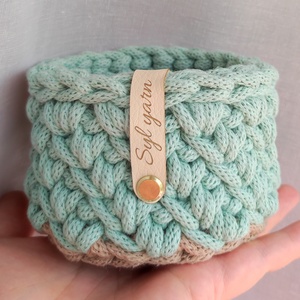 Syl yarn horgolt babaváró box / baba ajándékdoboz / babaváró ajándék - játék & sport - babalátogató ajándékcsomag - Meska.hu