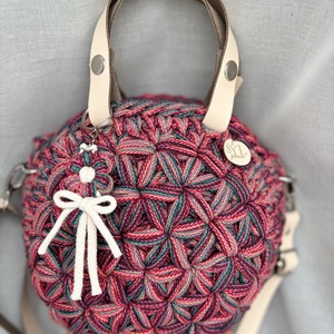 Horgolt jázmin mintás táska - Meska.hu