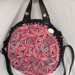 Horgolt jázmin mintás táska - Meska.hu