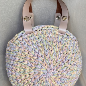 Horgolt jázmin mintás táska - táska & tok - kézitáska & válltáska - vállon átvethető táska - Meska.hu