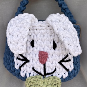 Horgolt kék nyuszis húsvéti kosár - maxi - otthon & életmód - tárolás & rendszerezés - tárolókosár - Meska.hu