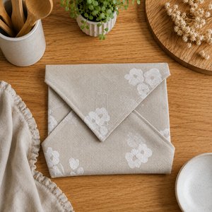 Bézs színű textil újraszalvéta PUL belsővel, Táska & Tok, Uzsonna- & Ebéd tartó, Szendvics csomagoló, Varrás, MESKA