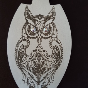 Gravírozott bőr swarovski kristályos baglyos kulcstartó - táska & tok - kulcstartó & táskadísz - kulcstartó - Meska.hu