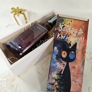 Fekete macska karácsonyi italos ajándék díszdoboz, Karácsony, Karácsonyi ajándékozás, Karácsonyi ajándékcsomagolás, Gravírozás, pirográfia, Fotó, grafika, rajz, illusztráció, MESKA